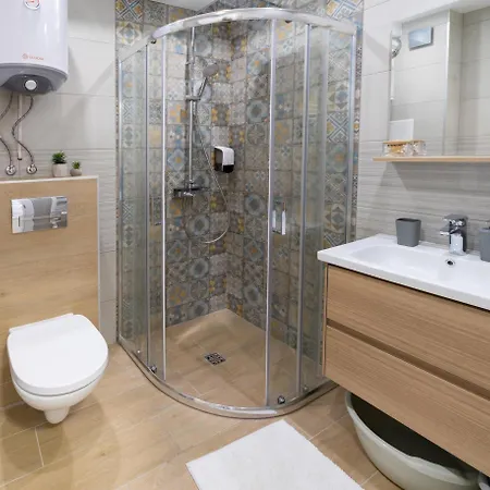 New Modern & Cozy With Free Parking * Варна