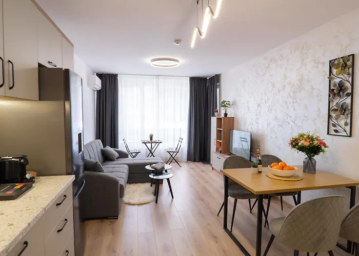 New Modern & Cozy With Free Parking * Варна